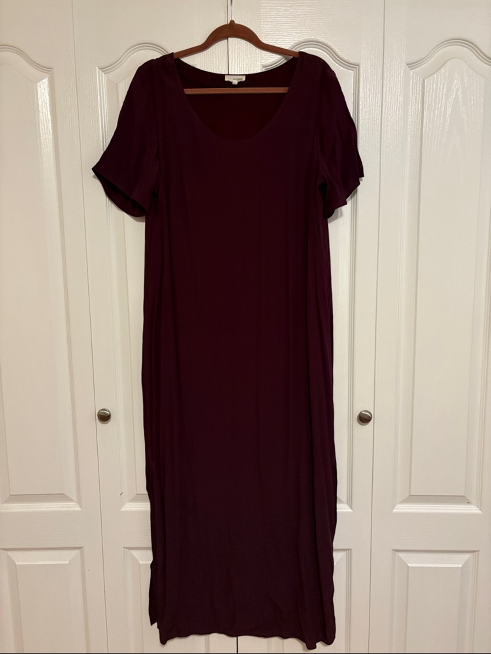 Wilfred Deep Burgundy Scoop-Neck Maxi Dress